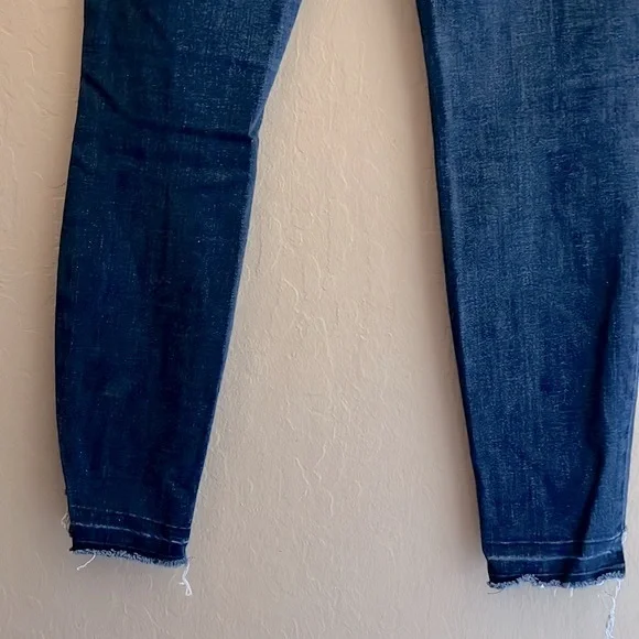 Joe’s Jeans Womens cut 15357 preowned distressed raw hems size W 28 - Picture 9 of 12